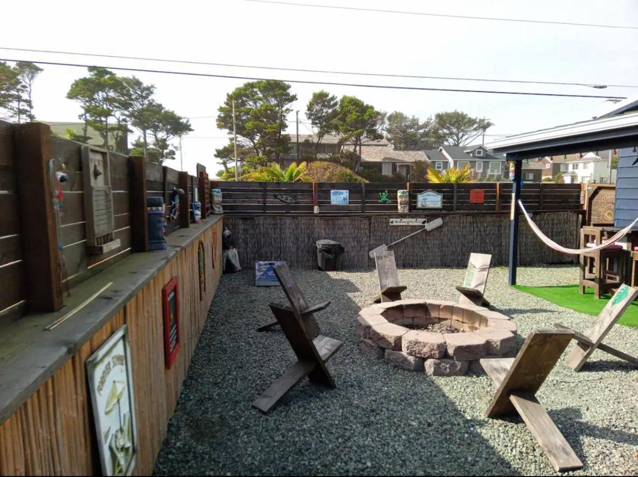 Villa Tiki Escape W/ Amazing Mountain And Marsh Backdrop Rockaway Beach Exterior foto