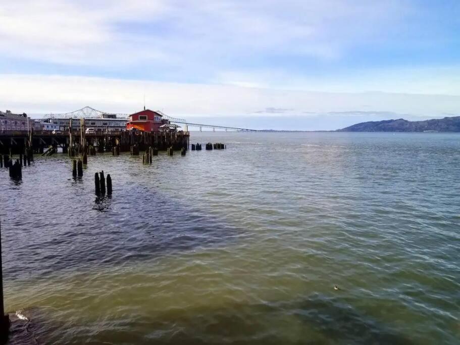 Villa Tiki Escape W/ Amazing Mountain And Marsh Backdrop Rockaway Beach Exterior foto